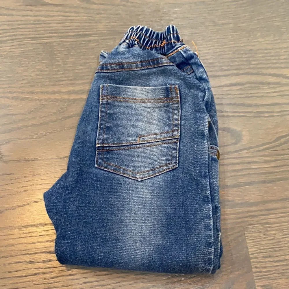 Jeans - Picture 3 of 3